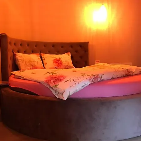 Sweet Pink By Miro